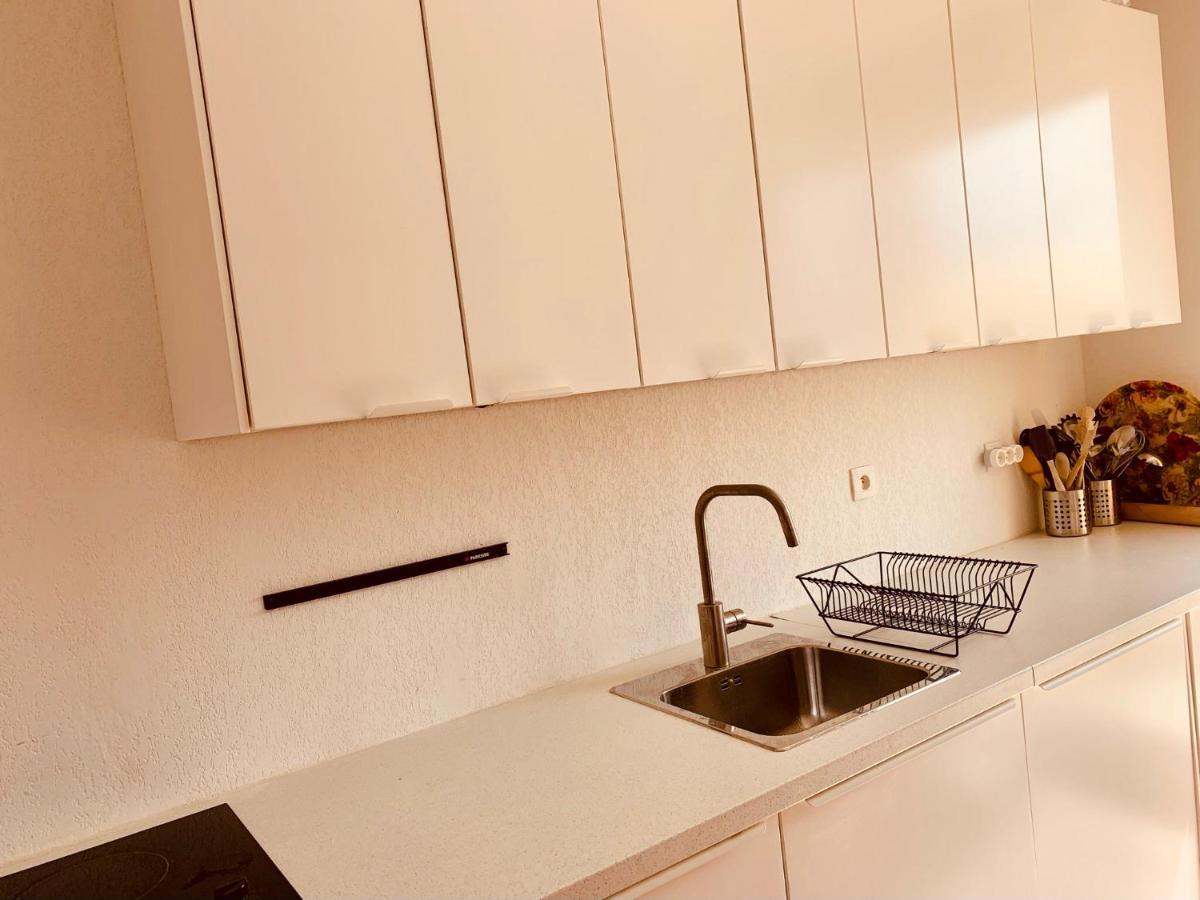 Le Saint Loup Apartment La Ciotat Bagian luar foto